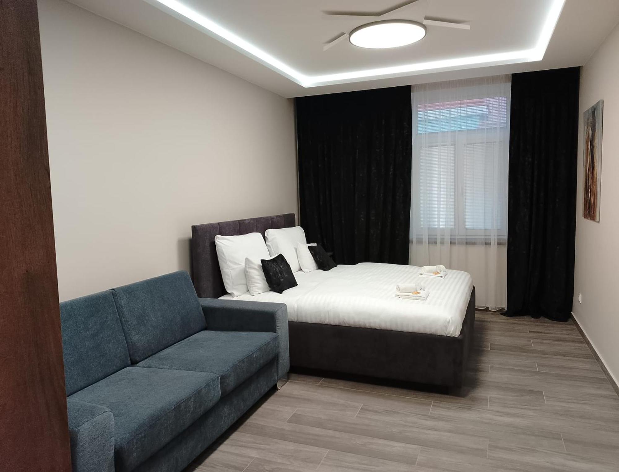 Euro Apartments Křenová 75 Brno Esterno foto